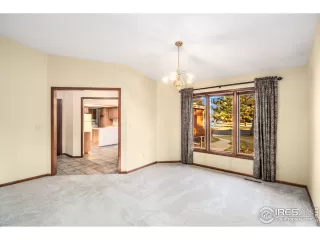 Photo #5: 929654 Listing