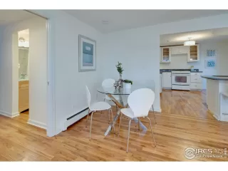 Photo #6: 929684 Listing