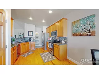 Photo #6: 929713 Listing