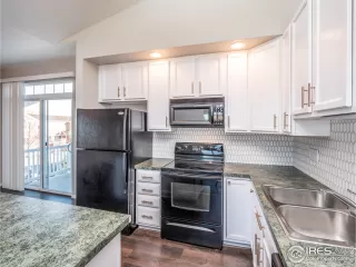 Photo #6: 929718 Listing