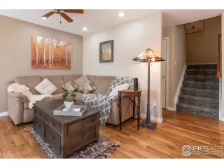 Photo #2: 929722 Listing