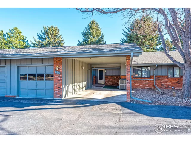 MLS: 929742 Condo For Sale