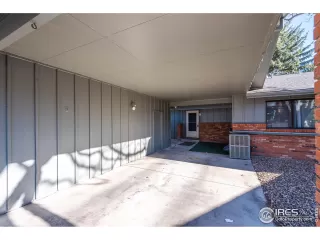 Photo #2: 929742 Listing