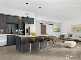 Photo #1: 929751 Listing