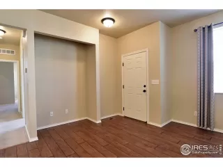 Photo #3: 929843 Listing