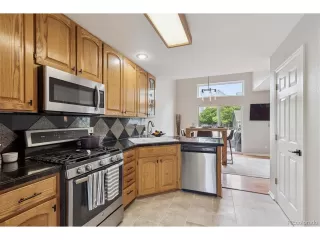 Photo #6: 9298468 Listing