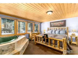 Photo #3: 929850 Listing