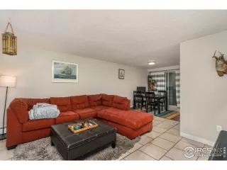 Photo #6: 929923 Listing