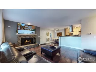 Photo #5: 929929 Listing 