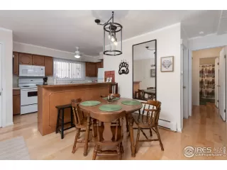 Photo #4: 929972 Listing