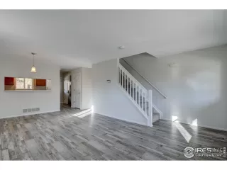 Photo #6: 929973 Listing