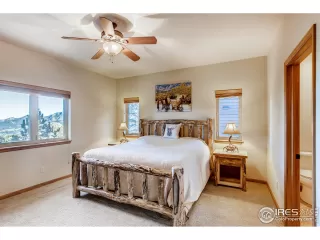 Photo #2: 929977 Listing