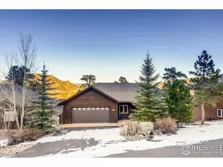 Photo #3: 929977 Listing