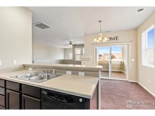 Photo #6: 929991 Listing