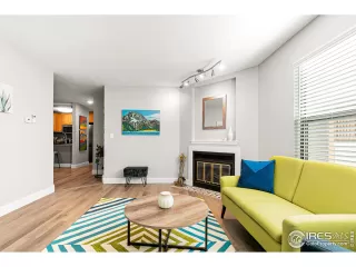 Photo #5: 929993 Listing