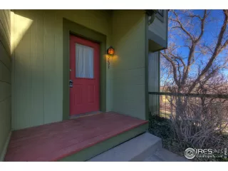 Photo #2: 930010 Listing