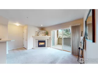 Photo #3: 930015 Listing