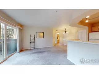 Photo #6: 930015 Listing