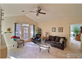 Photo #2: 930025 Listing