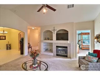 Photo #3: 930025 Listing