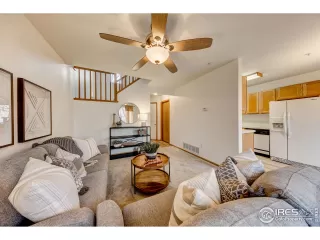 Photo #4: 930040 Listing