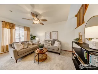 Photo #6: 930040 Listing