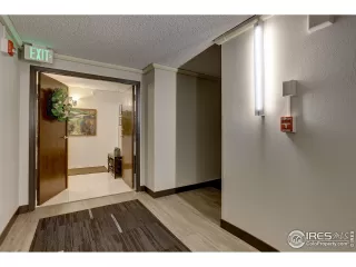 Photo #4: 930126 Listing 