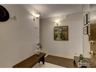 Photo #5: 930126 Listing 