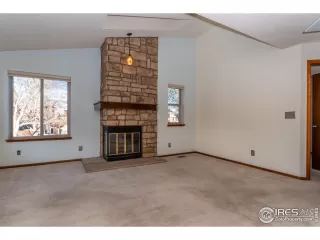 Photo #5: 930170 Listing 