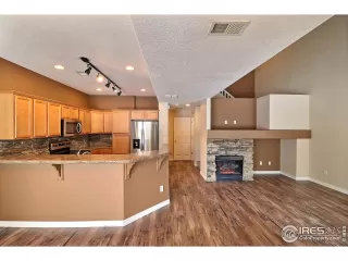 Photo #5: 930175 Listing 