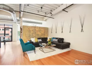 Photo #1: 930203 Listing