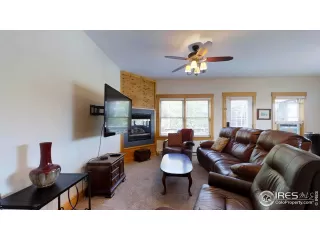 Photo #2: 930246 Listing