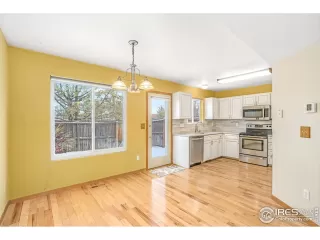 Photo #4: 930257 Listing