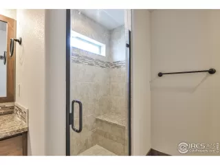 Photo #4: 930270 Listing