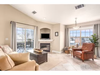 Photo #5: 930273 Listing