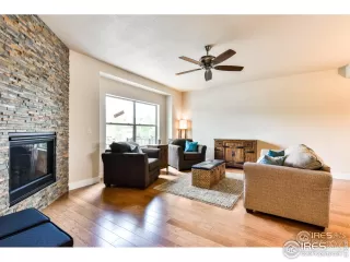 Photo #2: 930285 Listing