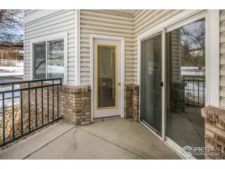 Photo #6: 930292 Listing