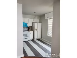 Photo #4: 930363 Listing