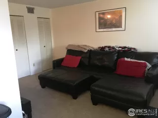 Photo #4: 930391 Listing