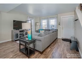 Photo #2: 930395 Listing 