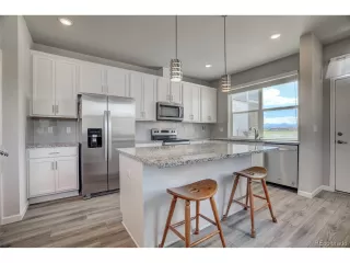 Photo #3: 9304046 Listing