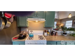 Photo #5: 930449 Listing 