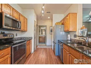 Photo #5: 930471 Listing