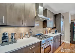 Photo #1: 930472 Listing