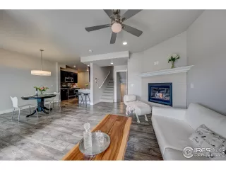 Photo #3: 930511 Listing