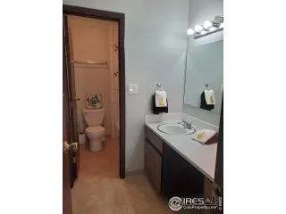 Photo #3: 930598 Listing