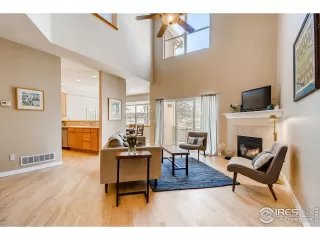 Photo #3: 930629 Listing