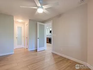 Photo #6: 930637 Listing