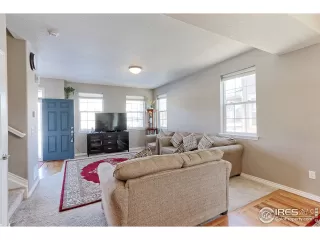 Photo #4: 930640 Listing