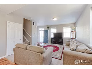 Photo #5: 930640 Listing